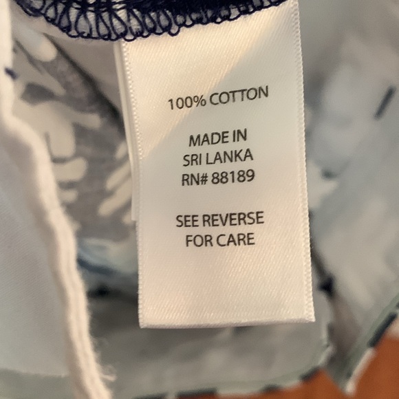 Women’s Lilly Pulitzer The Callahan Shorts Navy Blue w/White Elephants Sz. 6 - Picture 4 of 7